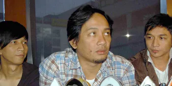 Ungu Kebagian 'Cinta Gila' Karya Andrea Hirata