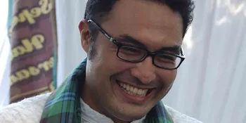 Surya Saputra Gemar Makanan Khas dan Ekstrim