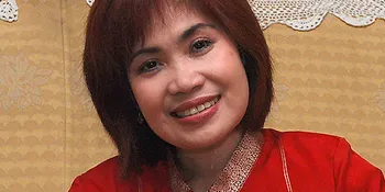 Ismi Azis Ultah, Mantan Suami Kirim Kado