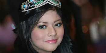 Qory Sandioriva, Kagumi Semangat Nenek Penghuni Panti