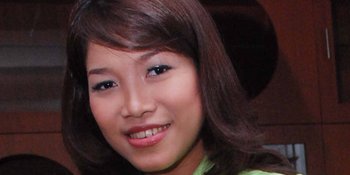 Hanny Pirss Terus Kenakan Seragam Saat Promo