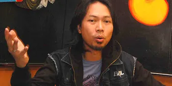 Marcell Siahaan, Edwin Cokelat dan Yuki Pas Band Konspirasi Musik Rock