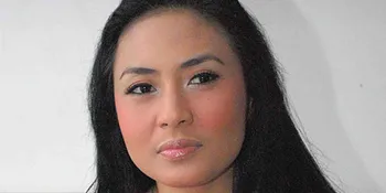 Malam 1 Suro,Tina Astari Mawas Diri 