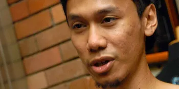 Eross Candra Nikmati Kehidupan Pernikahan