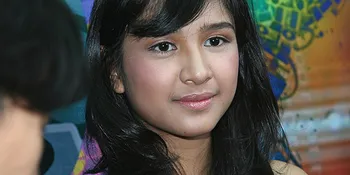 Natal, Mikha Tambayong Cuti Kerja