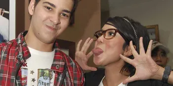 Fitri Tropica Menari India di Taman Raya Bogor