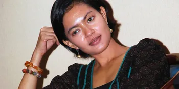 Lola Amaria Nyepi Saat Tahun Baru