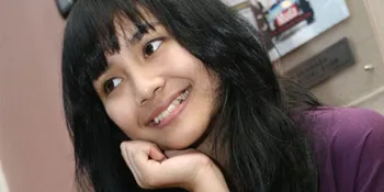 Main Film, Gita Gutawa Susah Nangis