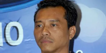 Ogah Tanggapi Ramalan Mama Lauren, Anang Pilih Berkarir