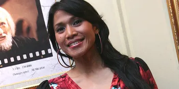 Anne J Cotto Benci Pantat Sendiri