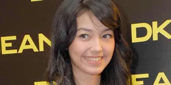 Velove Vexia Enjoy Tinggal di Los Angeles