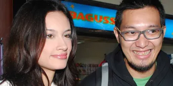 Rebecca Bawa Pacar ke Belanda