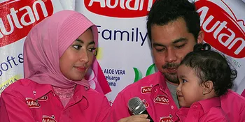 Annisa Trihapsari Diam-Diam Bisnis Baju