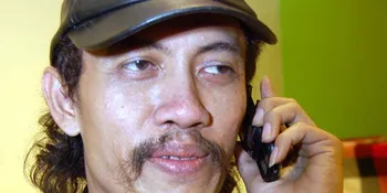 Agus Dhukun, Jeep Lebih Indah Dari Perempuan
