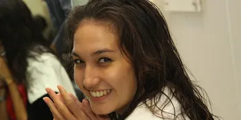 Nadine Chandrawinata: Merawat Diri Modal Jangka Panjang