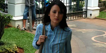 Julie Estelle Kalah Bersaing di Layar Lebar?