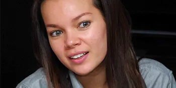 Dewi Sandra, Sang 'Wonder Woman' Pelantun 'Indonesia Pusaka'