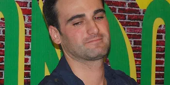 Damien Perez Gugat Cerai Jupe di Perancis