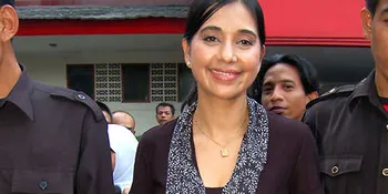 Mike Tramp Dukung Penuh Ayu Azhari