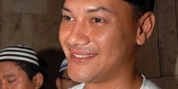 Ayahanda Adjie Massaid Dimakamkan Usai Shalat Dhuhur