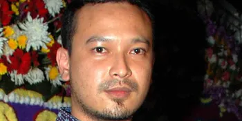 Banyu Biru Minati Dunia Politik