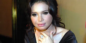 Jomblo, Rossa Valentinan Bareng Anak