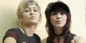 The Virgin Lebih Suka 'Costume By Request'