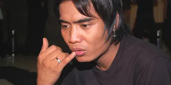 Syukuran Rumah, Charlie ST12 Dikabarkan Kena Santet