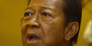 Krisbiantoro Prihatin Dengan Host Acara Televisi