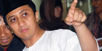 Yusuf Mansyur Jenguk Pekerja Infotainment Yang Diamputasi