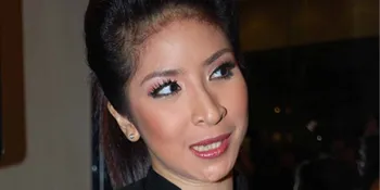 Novita Angie, Selektif Beri Jajanan Pada Anak