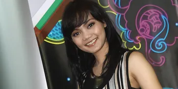 Rina Sinden Terjuni Layar Lebar