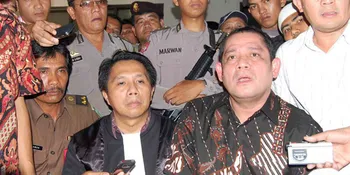 Ahmad Suhaebi Bebas, Keluarga 'No Comment'