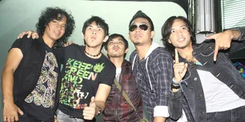 Dahsyatnya 2Syat Wujudkan Mimpi Zigaz Band