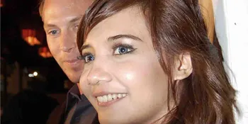 Zaskia Sungkar Tak Masalahkan Jarak Usia