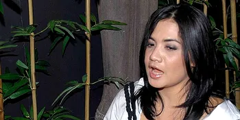 Cornelia Agatha Lebih Suka Teater Daripada Sinetron