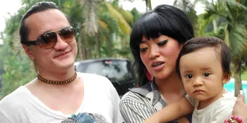 Ina Kamarie Siap Kembali ke Dunia Tarik Suara