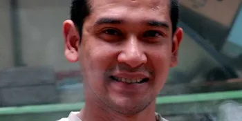 Abi Yapto Gaet Istri Ferry Irawan