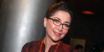 Widyawati Kenang Hari Ulang Tahun Sophan Sophiaan