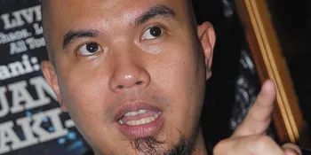 Ahmad Dhani Puji Kelulusan Purie