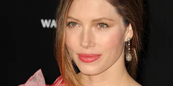 Jessica Biel Pengen Mendaki Everest