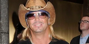 Bret Michaels Diizinkan Meninggalkan Rumah Sakit