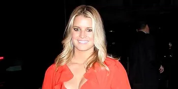 Jessica Simpson Gosok Gigi Tiga Kali Seminggu!