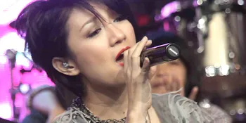 Putus Cinta, SHE Hadirkan 'Apalah Arti Cinta'