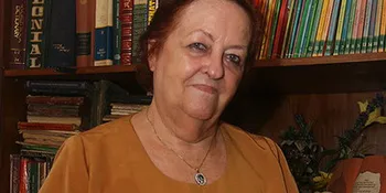 Mama Lauren Ramalkan Ia Bakal Sakit