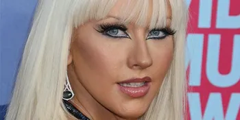 Christina Aguilera Bantah Musuhi Lady GaGa