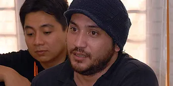 Pemeriksaan Ditunda, Gary Kembali ke Dokter