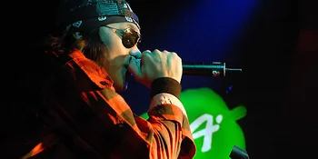 Formasi Baru Jamrud Makin Solid