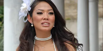 Kaya Perbedaan Shanty - Sebastian Nikah November