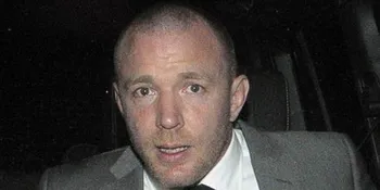 Guy Ritchie Tangkap Pencuri